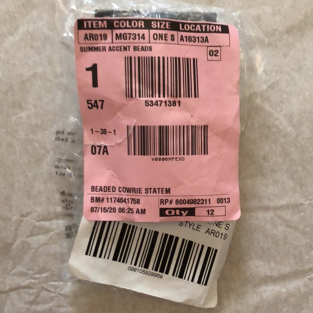 J. Crew Beaded Cowrie Shell Statement Earrings - image 7